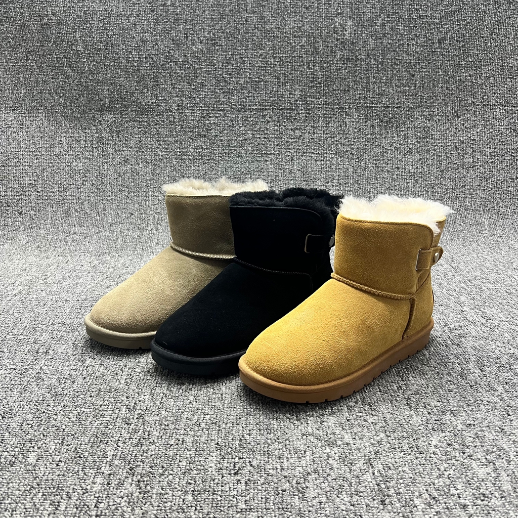 新款冬季加绒加厚东北保暖鞋雪地靴皮毛一体户外时尚百搭棉鞋女款