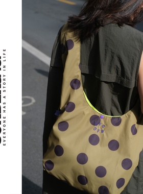 SONDER SHOP OFFWINTER OFW 太空系列 马甲斜挎包 波点设计单肩包