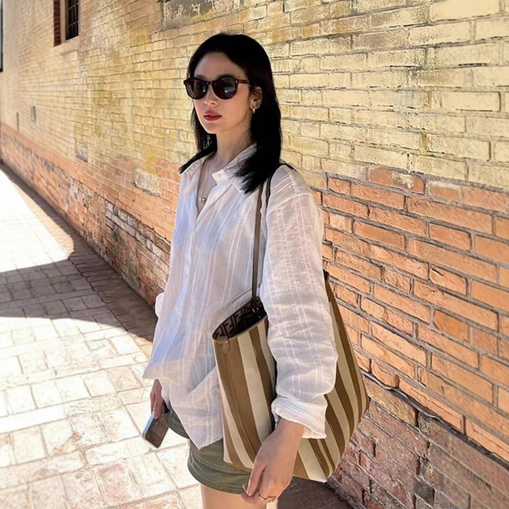 宋慧乔同款白色衬衫女夏款防晒2025新款长袖薄款肌理感中长款衬衣