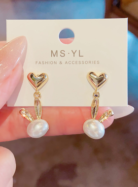 925银针爱心兔子珍珠耳环2026新款小众高级轻奢耳钉淑女百搭耳饰