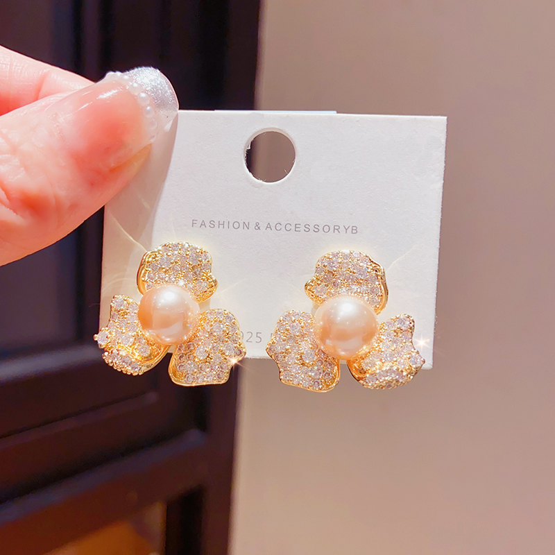 法式复古轻奢重工款花朵珍珠耳钉女小众设计高级感独特耳环耳饰