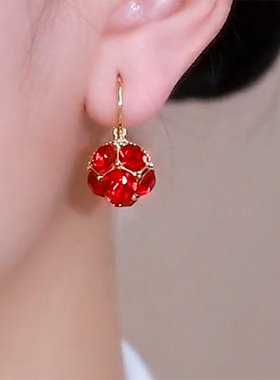 红色锆石法式耳扣高级感轻奢耳环气质满钻耳钉时尚新年简约耳饰女