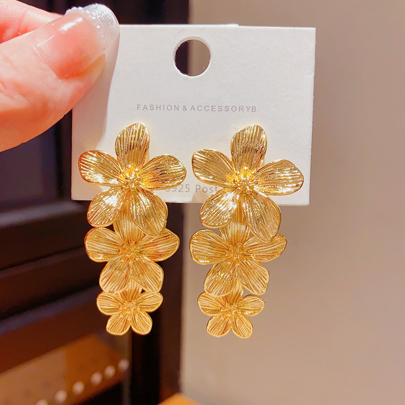 欧美大气时尚金色花朵耳环女轻奢小众高级感气质独特耳钉耳圈耳饰