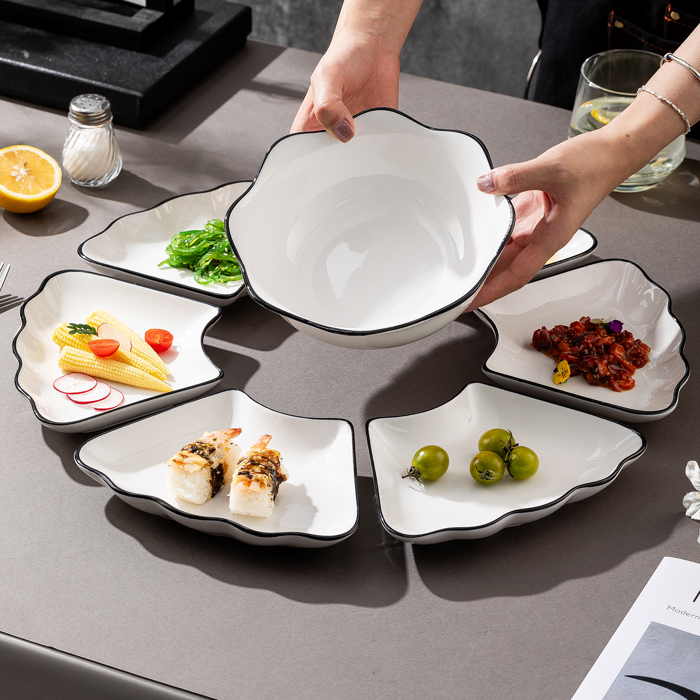 自由拼接易收纳聚餐组合拼盘