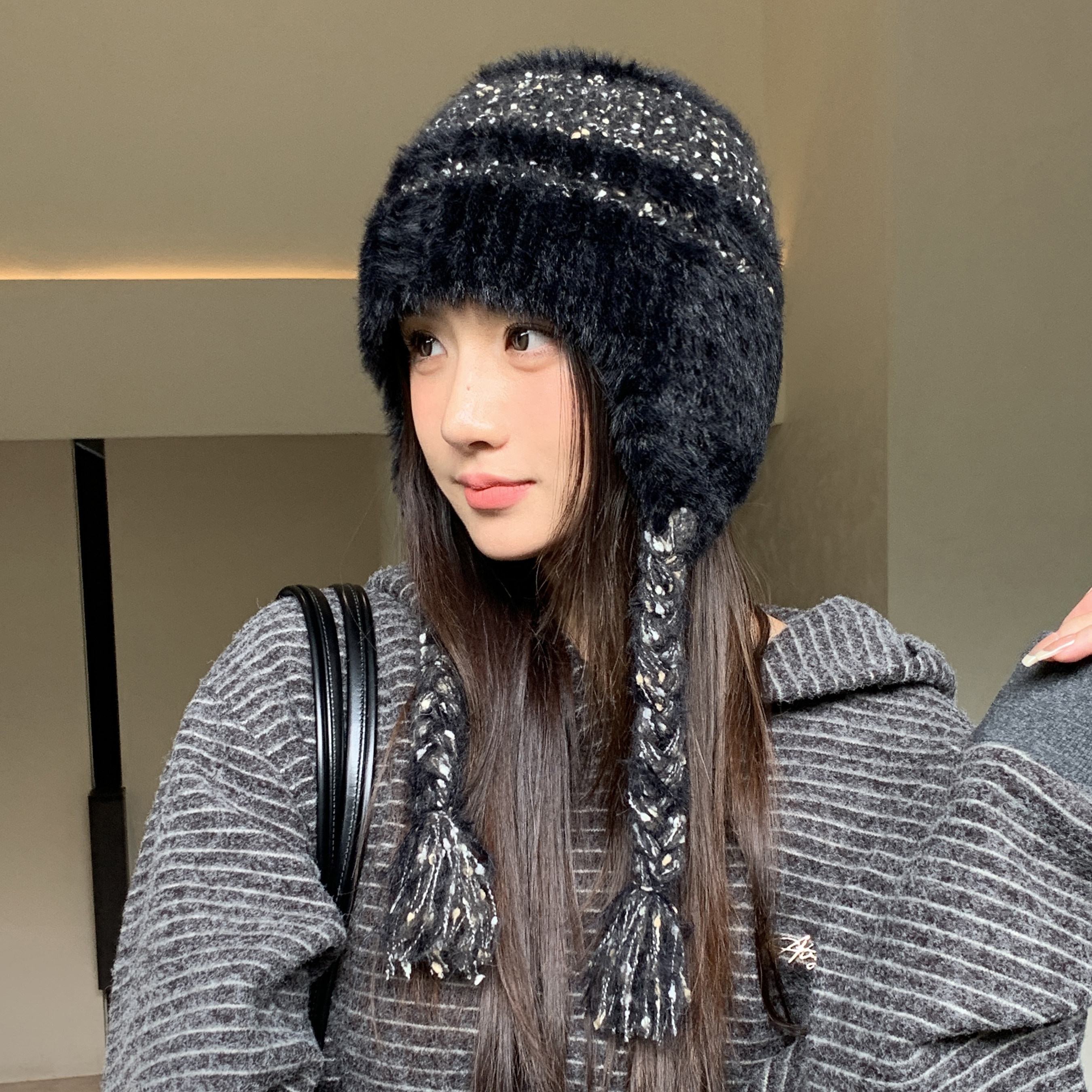 毛茸茸显脸小护耳帽女秋冬大头围保暖防寒雷锋帽百搭针织毛线帽子,服饰配件/皮带/帽子/围巾,帽子,淘宝优惠券,粉丝福利购,淘宝优惠卷