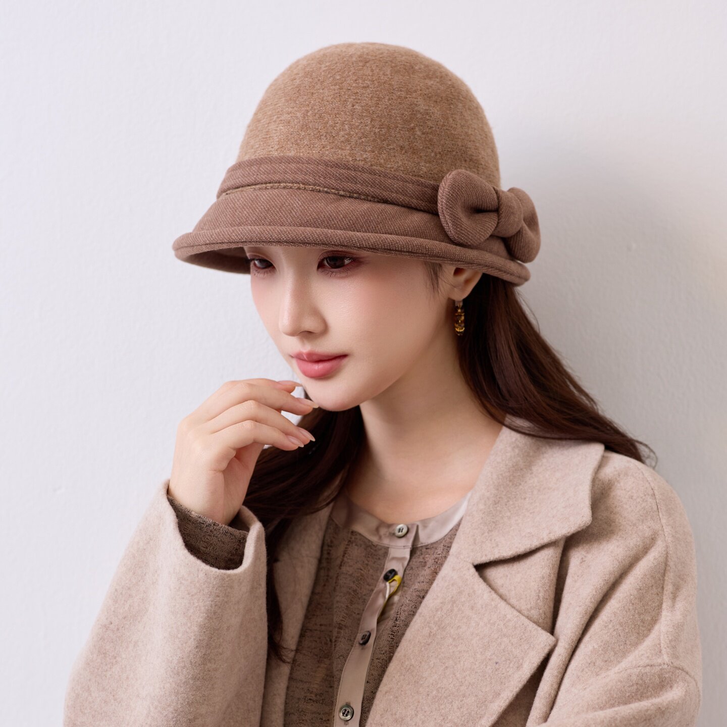 时尚礼帽女冬季蝴蝶结圆顶盆帽优雅气质名媛复古妈妈保暖渔夫帽子