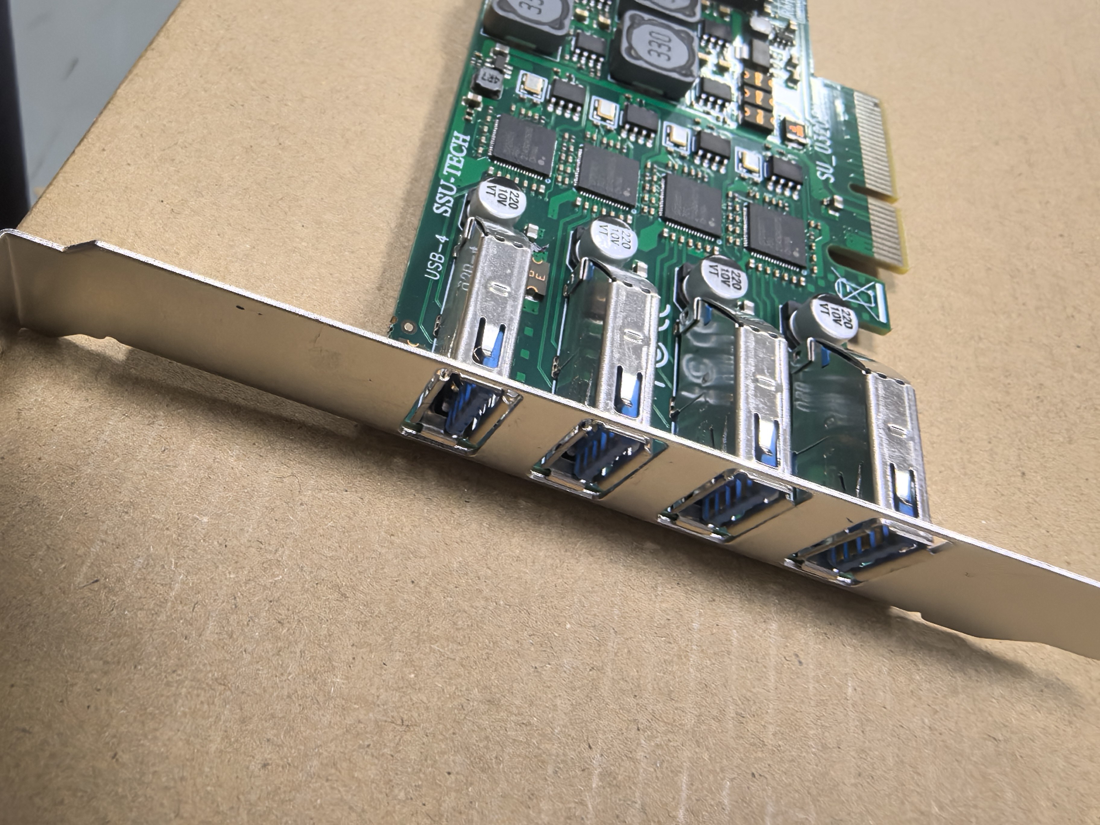 PCI-E转USB3.0扩展卡独立4通道USB3.0扩展卡 4口服务器工业相机