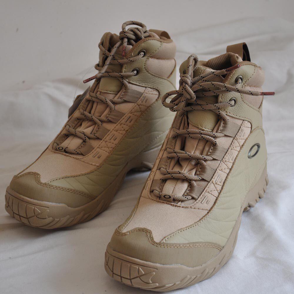 Bottes militaires OAKLEY en cuir - choc - Ref 1397253 Image 1