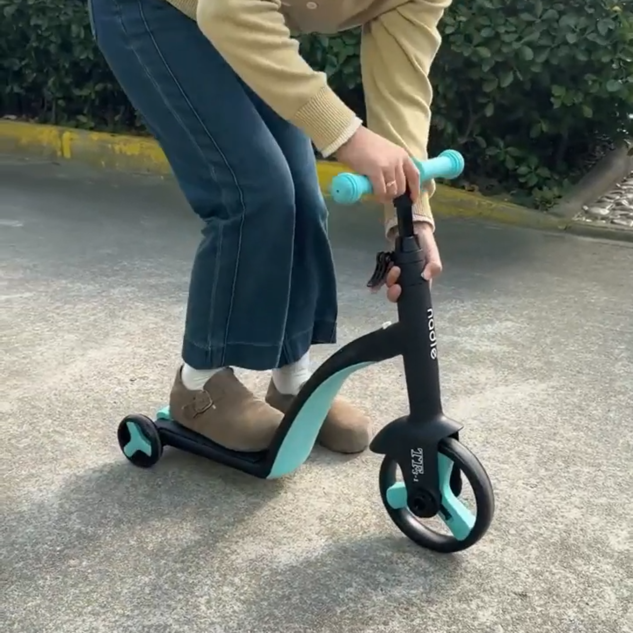 滑板车三合一平衡车3-6岁八合一变形带推把轻便滑行车,玩具/童车/益智/积木/模型,滑板车,淘宝优惠券,粉丝福利购,淘宝优惠卷