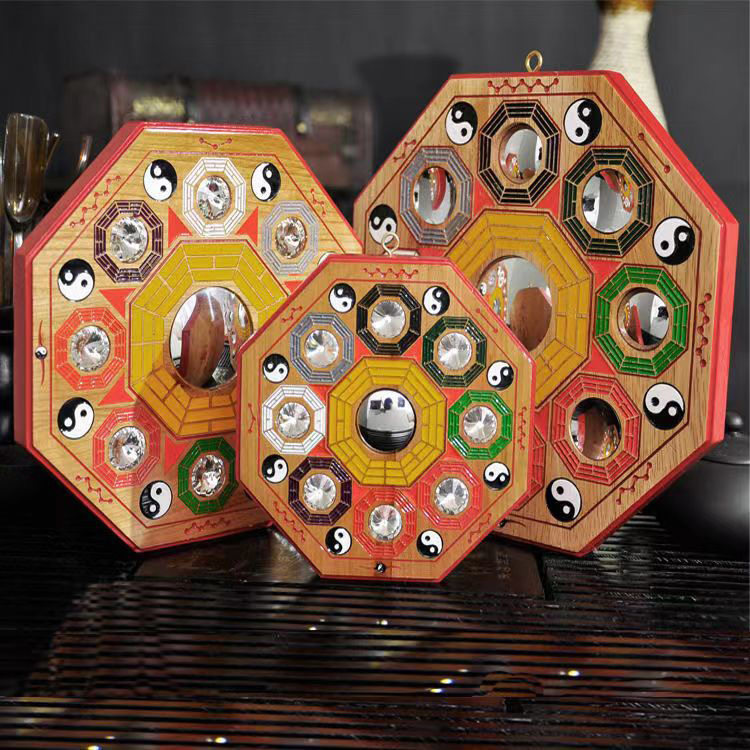 桃木九宫八卦镜带水钻款凹凸镜背面四灵兽阴阳黑白太极风水摆件,家居饰品,国学摆件,淘宝优惠券,粉丝福利购,淘宝优惠卷