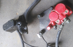 二手摩托车踏板车配件摩托车配件踏板摩托车碟刹上下泵油管碟刹盘
