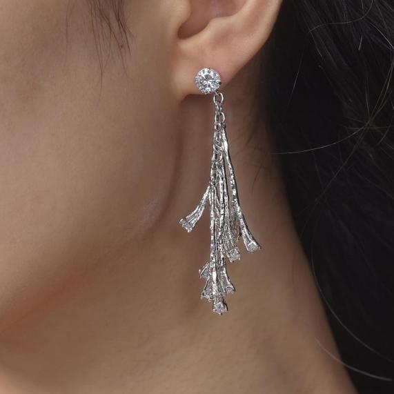 漫漫生长系列簇簇花蕊耳钉