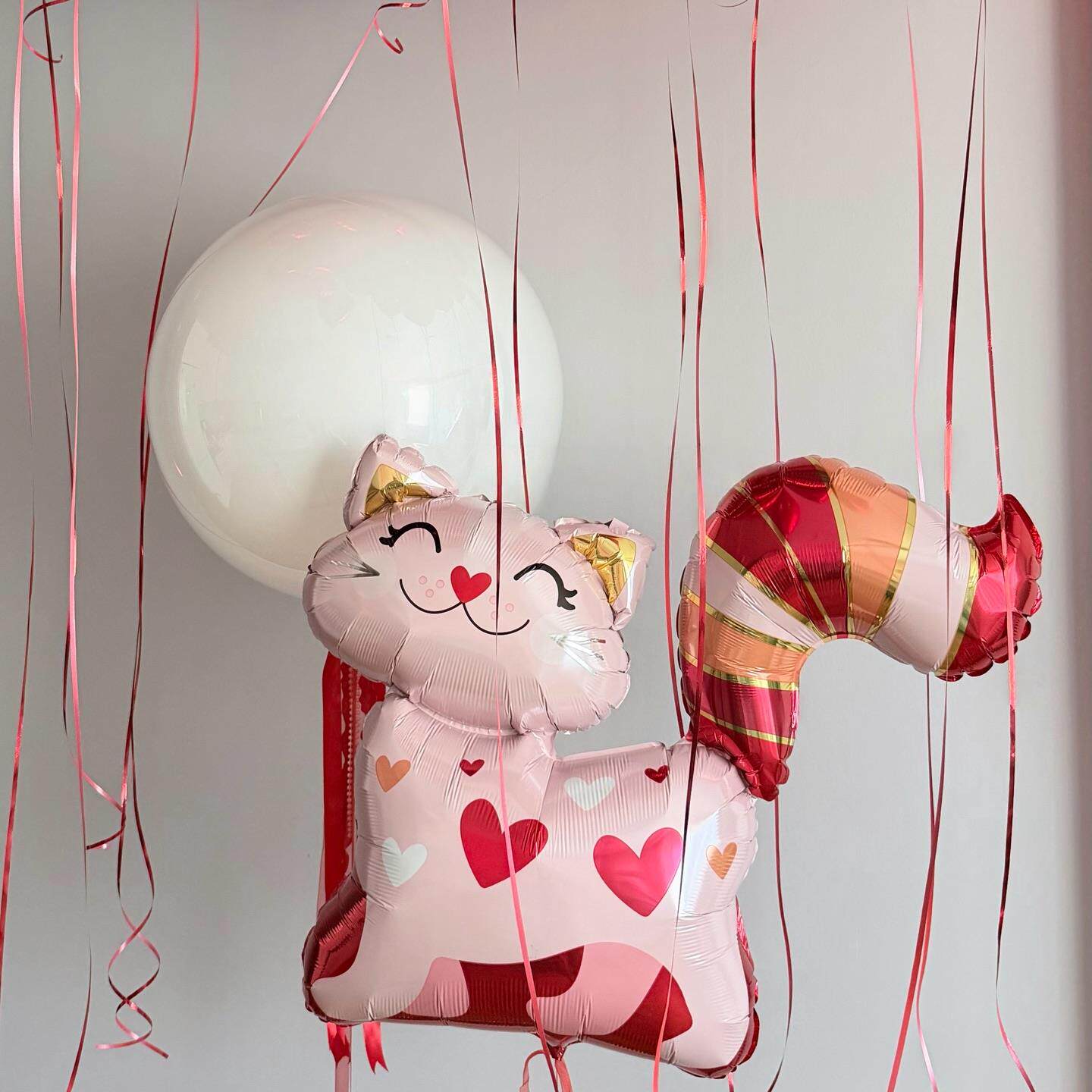 可爱小猫爱心造型气球表白装饰红色卡通心形铝膜求婚惊喜礼物布置