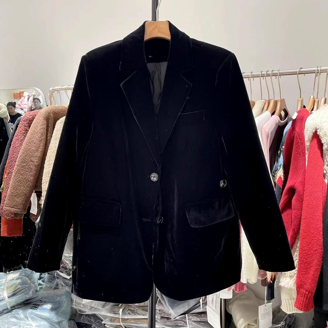 赫本风法式复古丝绒白鸭绒西装外套女秋冬冷淡系高级感宽松羽绒服