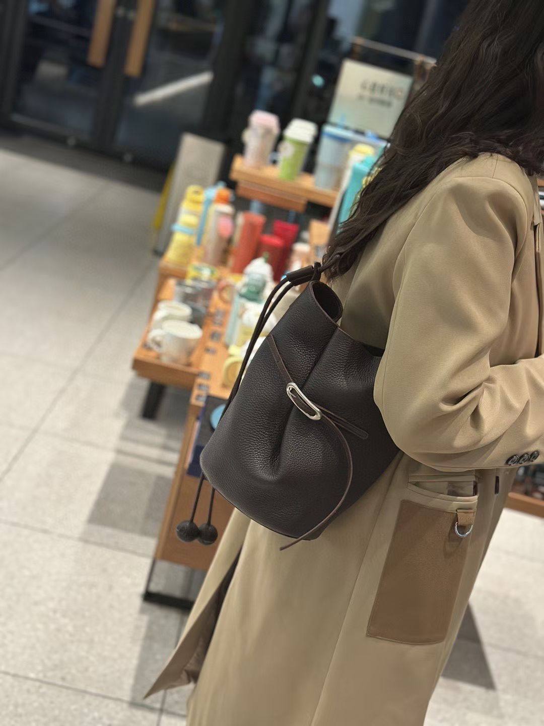 小众高级感皮带扣水桶托特包女25新头层牛皮单肩斜挎包hobo腋下包,箱包皮具/热销女包/男包,通用款女包,淘宝优惠券,粉丝福利购,淘宝优惠卷