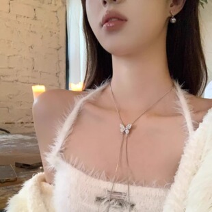 蝴蝶抽拉式项链配饰女款2026新款长款毛衣链设计感小众配裙子装饰