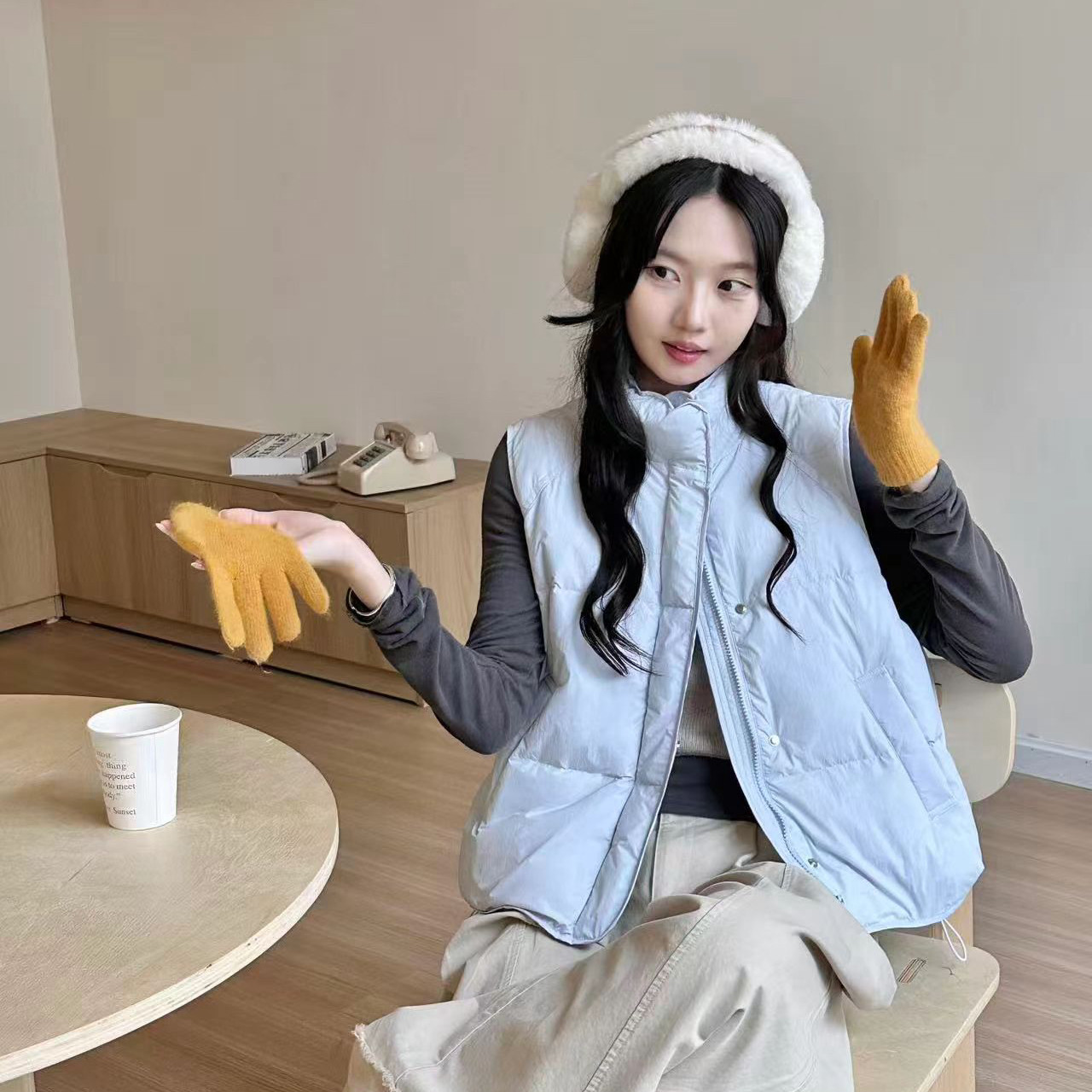 韩版小个子羽绒服马甲女短款2026秋冬新款简约立领坎肩无袖短外套