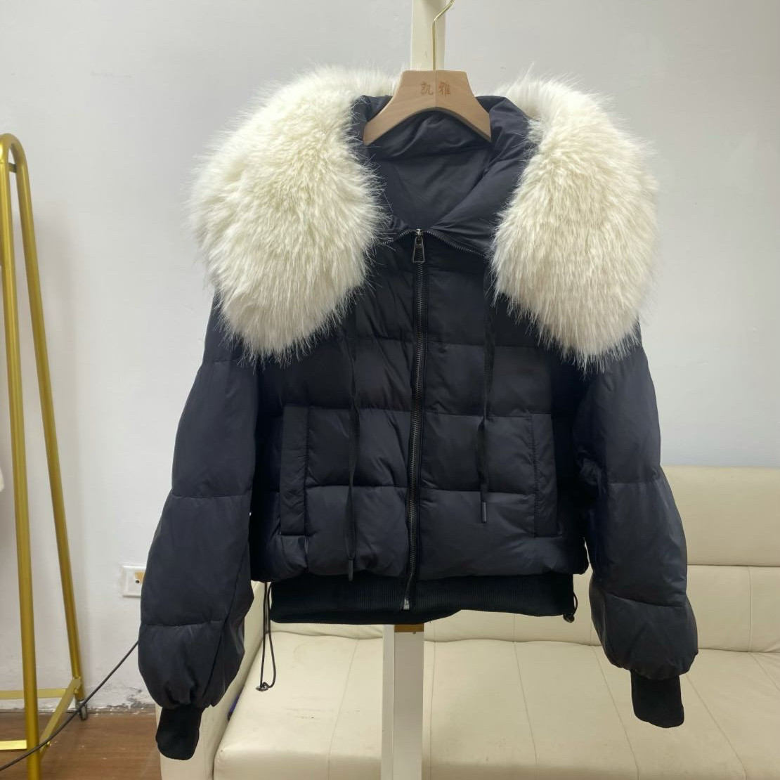黑色2026年冬季羽绒服女装真大毛领短款宽松白鸭绒欧洲站休闲宽松