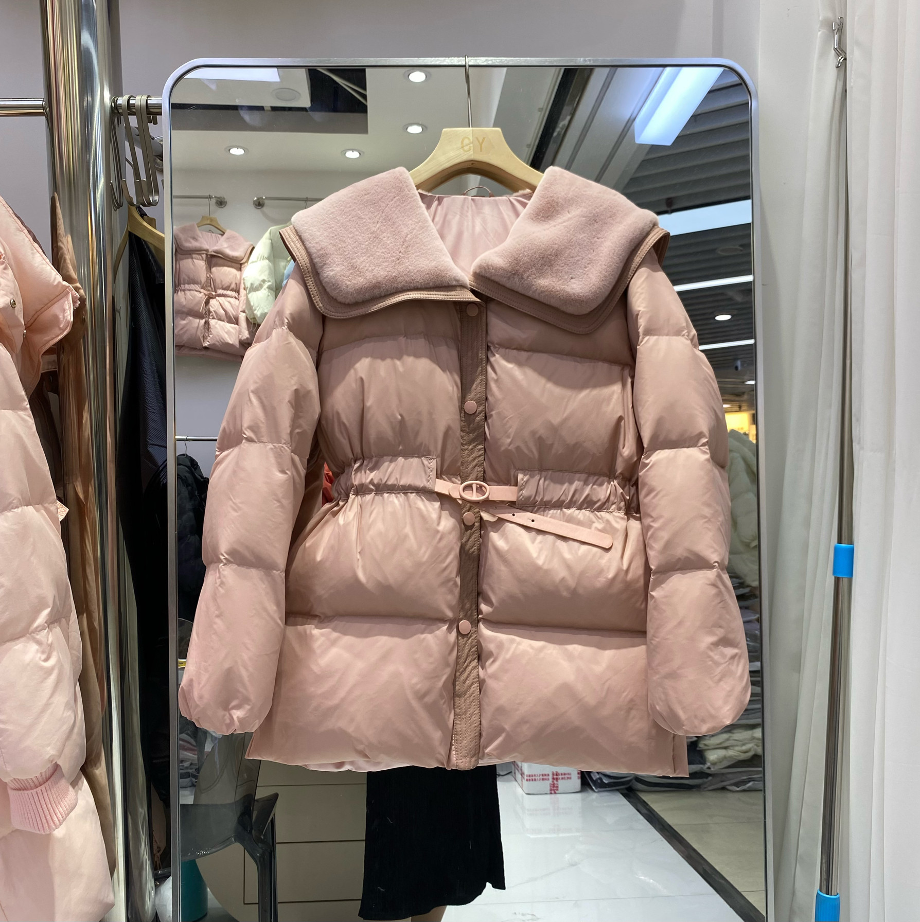 欧货大翻领小香风羽绒服女中长款