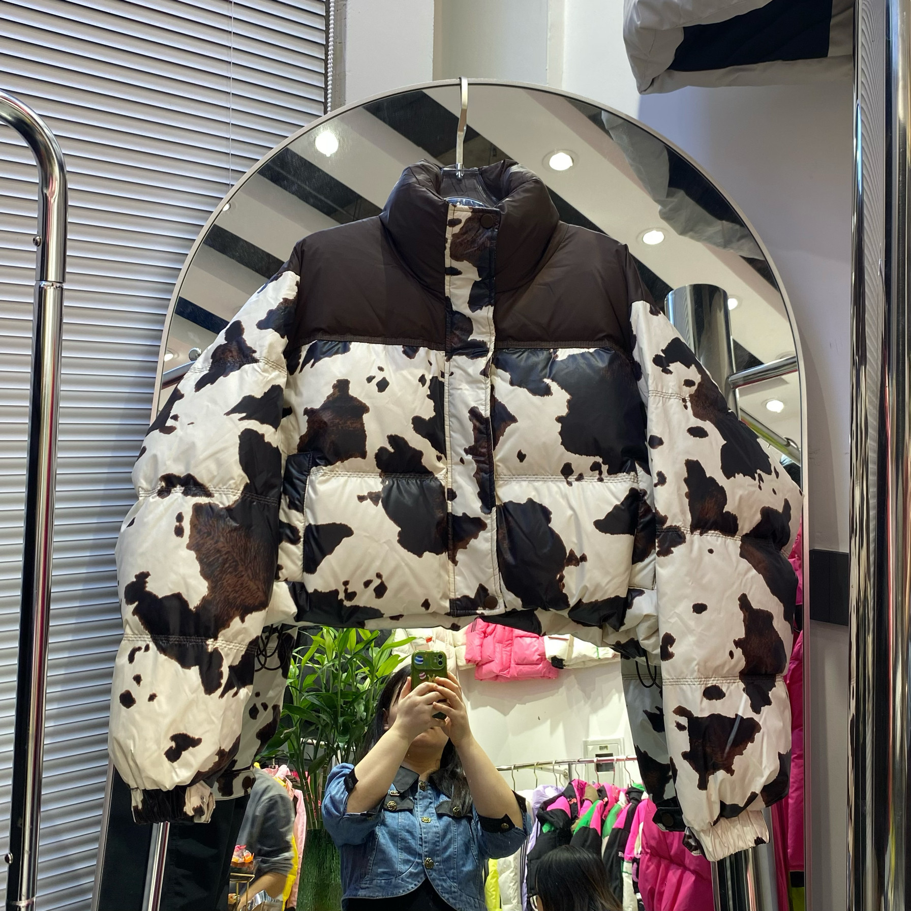 立领短款羽绒服女2024冬季新款宽松小个子设计感豹纹面包服外套
