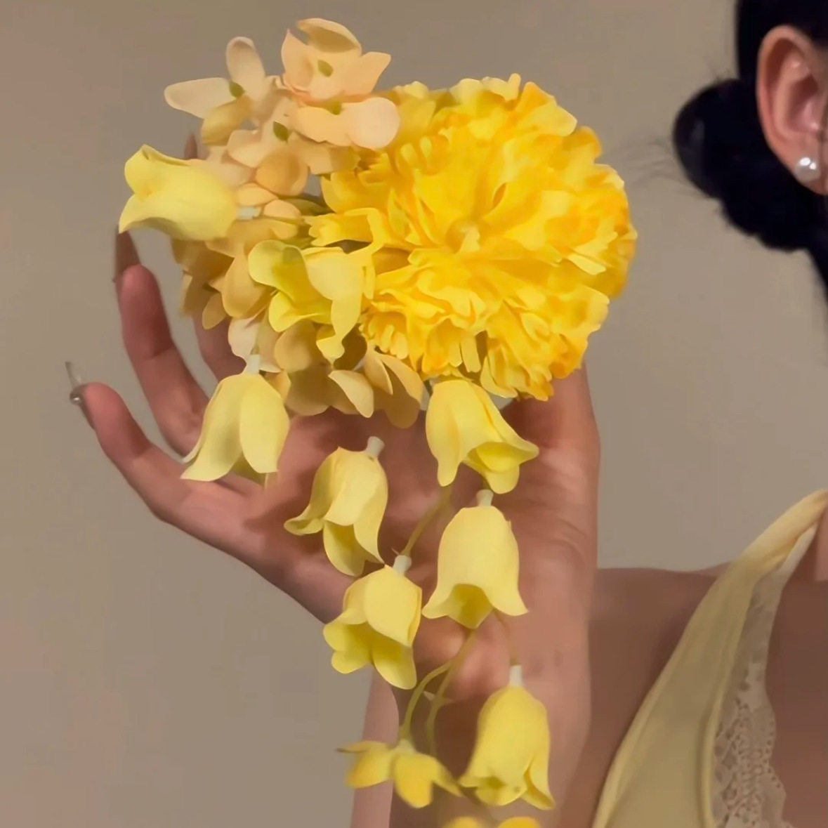 新中式黄色花朵流苏发夹复古高级感超仙气质精致侧边夹氛围感头饰,饰品/流行首饰/时尚饰品新,民族风发饰,淘宝优惠券,粉丝福利购,淘宝优惠卷