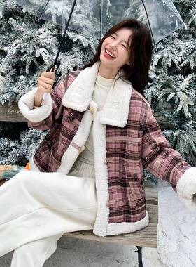 c182-988复古格立领羊纹羔毛外套女冬系超好看角扣加厚仿皮牛毛一