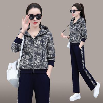 74554休闲运动套装卫女士春秋时尚两印连花帽长袖宽松衣件套