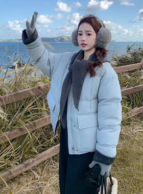 浅蓝色休闲款短圆领撞羽色绒服b171-XW女冬季新设计保款暖白鸭绒