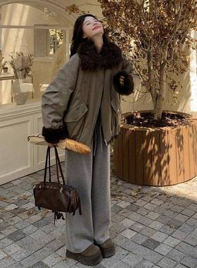 军绿色两面穿计大翻领派保克服女冬设加厚暖仿b151-158皮毛感一体