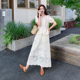 色白式蕾丝绣花套装C111-256裙女夏新中款盘扣短袖上衣新半身裙两