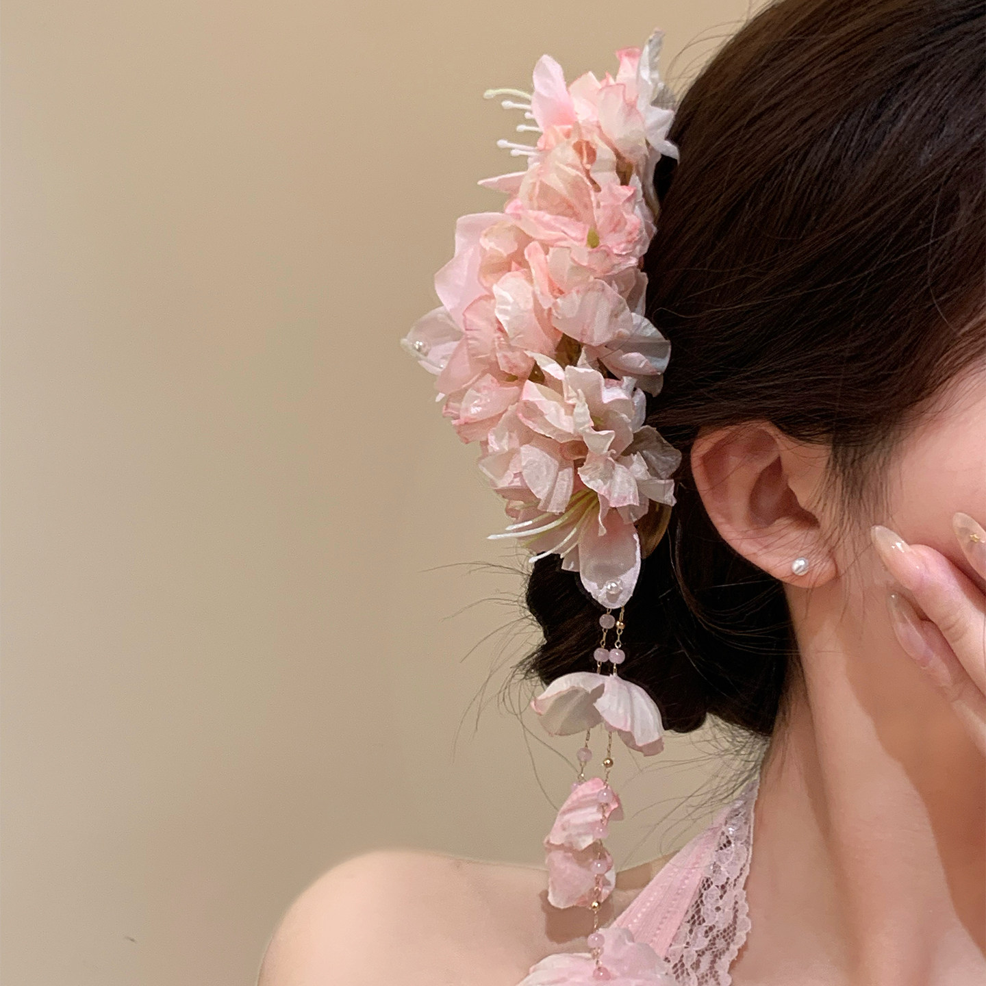 繁花摇曳 超仙唯美粉色花朵流苏发夹女春季度假拍照氛围感发饰品