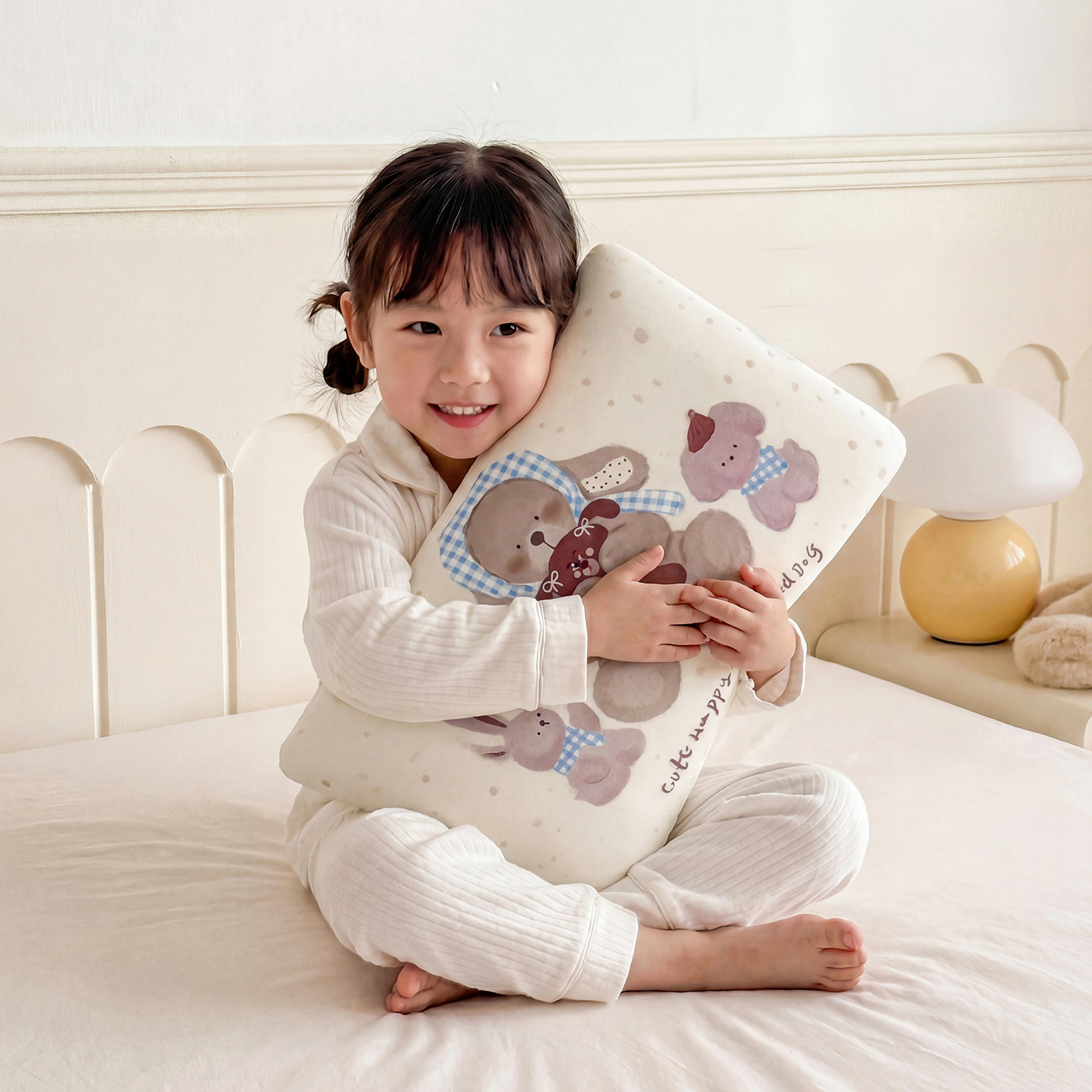 新款卡通儿童面包枕30*50cm可爱记忆棉慢回弹低枕凉感小孩小枕头