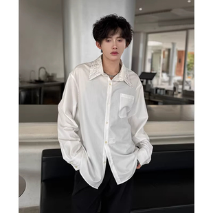 男模穿搭法式白色刺绣花领衬衫男款痞帅高级感长袖垫肩衬衣外套潮