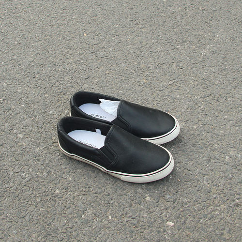 满2包邮12.21瑕疵男女童低帮一脚蹬PU面套脚一脚蹬童鞋