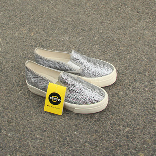 3.22瑕疵女士低帮一脚蹬厚底金光闪休闲增高帆布女鞋