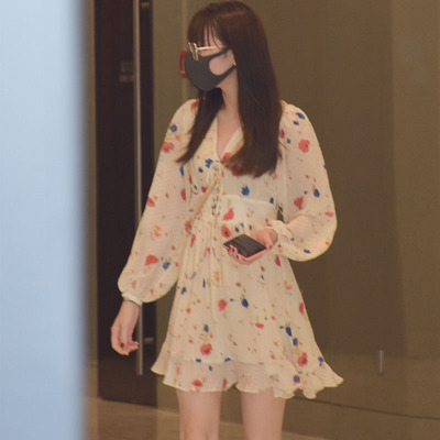 香港it代购迪丽热巴明星同款连衣裙碎花裙子仙女森系优雅收腰雪纺