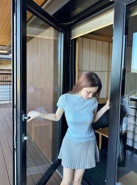 【Dear zhazha】miu感千金~纯欲修身浅蓝色半高领短袖针织衫上衣