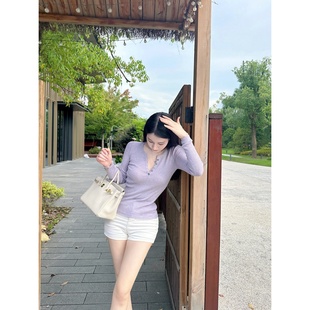 半熟优雅 zhazha 浅紫色修身 V领纽扣薄款 针织打底衫 长袖 Dear