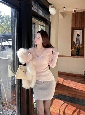 【Dear zhazha】温柔女友~纯欲修身浅粉色大V领长袖针织打底衫