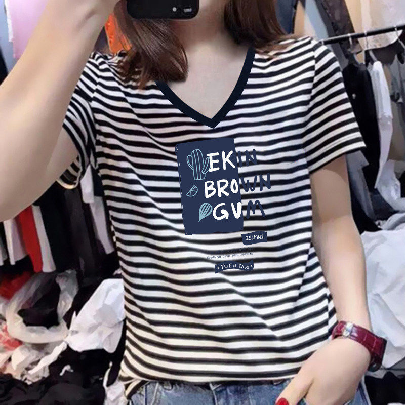 中年妈妈纯棉V领短袖t恤女士夏季薄款新款韩版修身显瘦条纹上衣