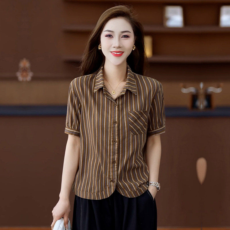 中年妈妈轻奢高级感条纹短袖衬衫女夏季薄款宽松大码微胖棉布衬衣
