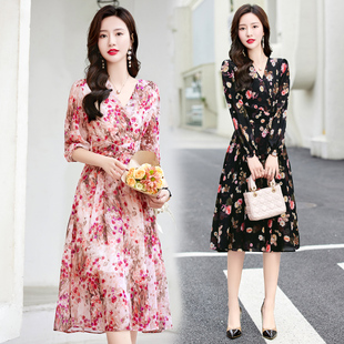 26秋天27中長款 裙子28適合29到30至35多40歲 連衣裙25少婦女裝 秋季