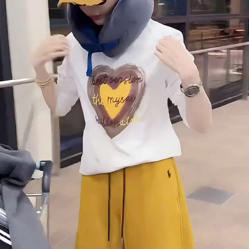 欧货长袖t恤女春秋新款休闲百搭卡通印花内搭打底衫上衣