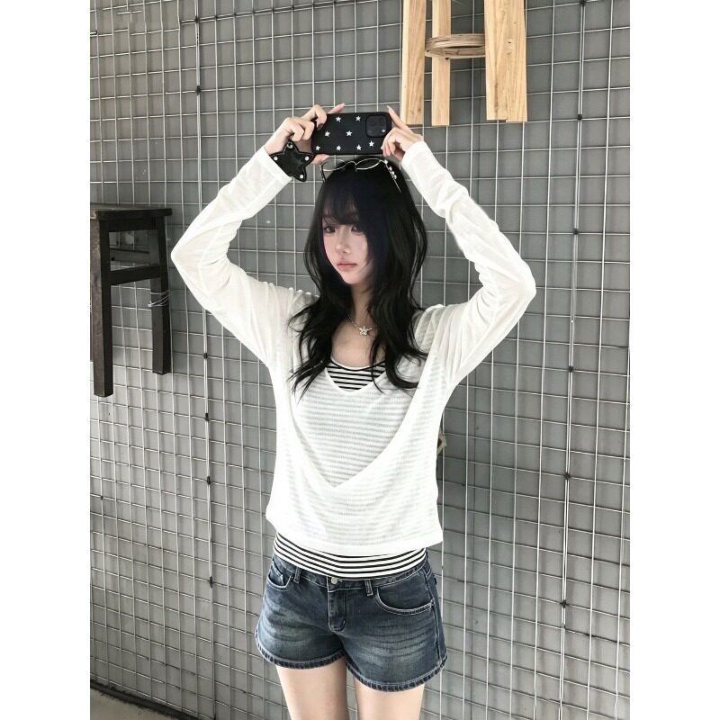 美式条纹假两件V领长袖T恤女早秋新款薄款罩衫百搭休闲宽松上衣潮