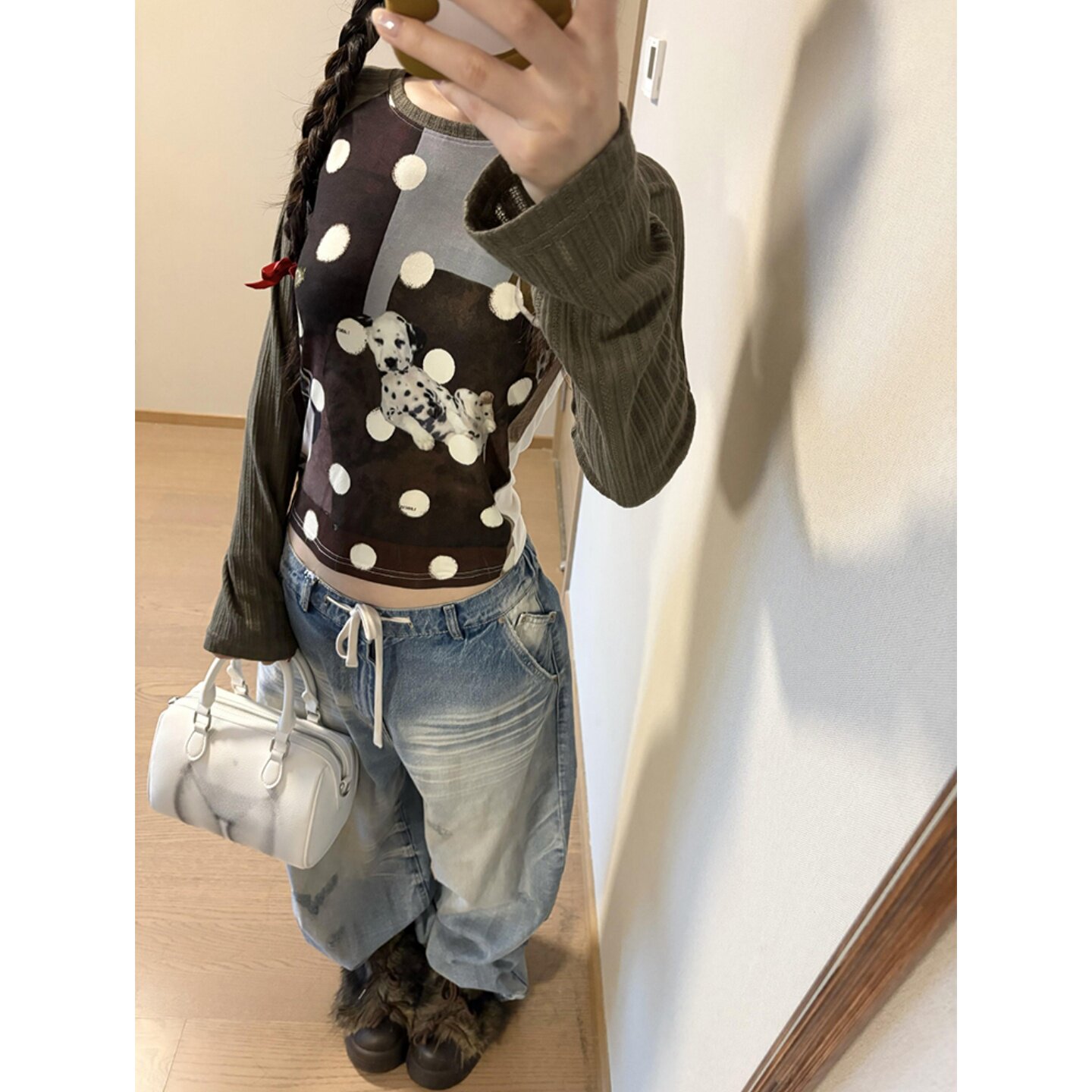 美式复古斑点狗印花正肩长袖t恤女秋季新款修身显瘦甜辣妹上衣潮