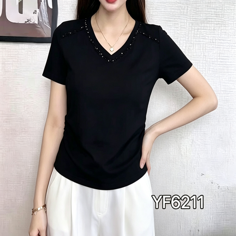 简约大码V领手工珠短袖T恤女百搭