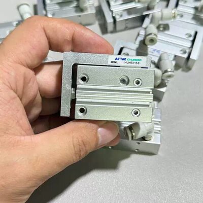 售前询价议价气缸HLH6x15S 拆机 成色如图 功能完好。实