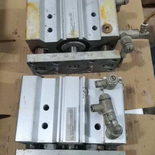 售前询价Rexorth三轴气缸 0822067101
