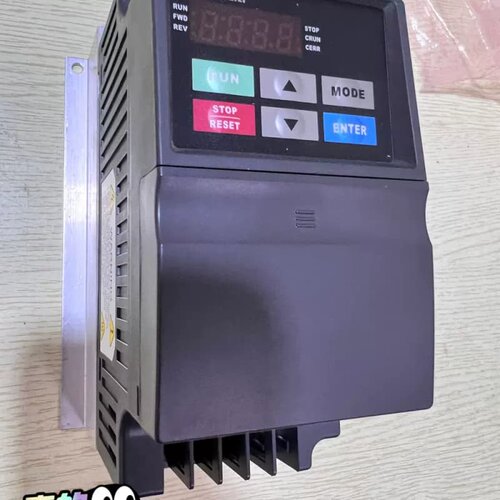 售前询价庫存达变频器VFD007EL21W