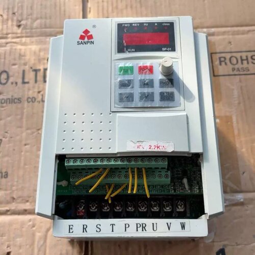 售前询价议价三品SANPIN变频器 SANP-2.2G/3.7P-3P-